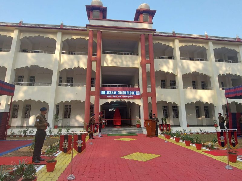 Block in Akshay's Honour